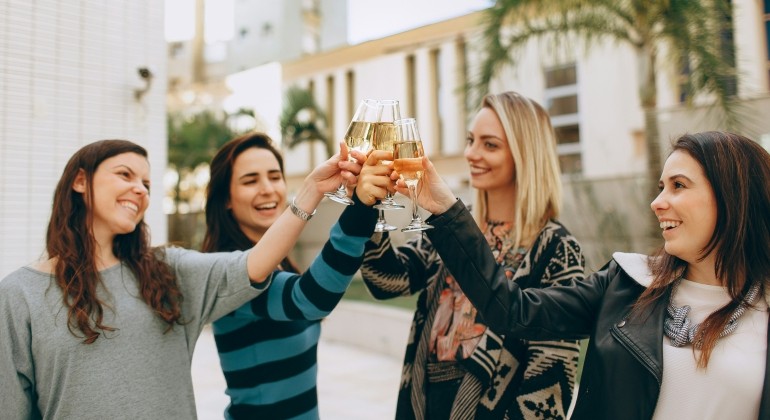 žene u većem riziku od alkohola i kad manje piju - WH